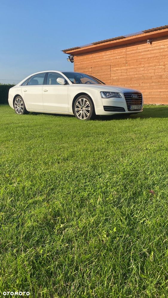 Audi A8 4.2 FSI L Quattro - 1