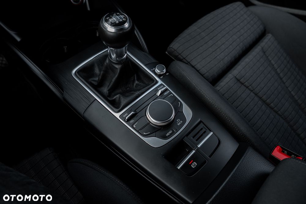 Audi A3 3-drzwiowe - 32
