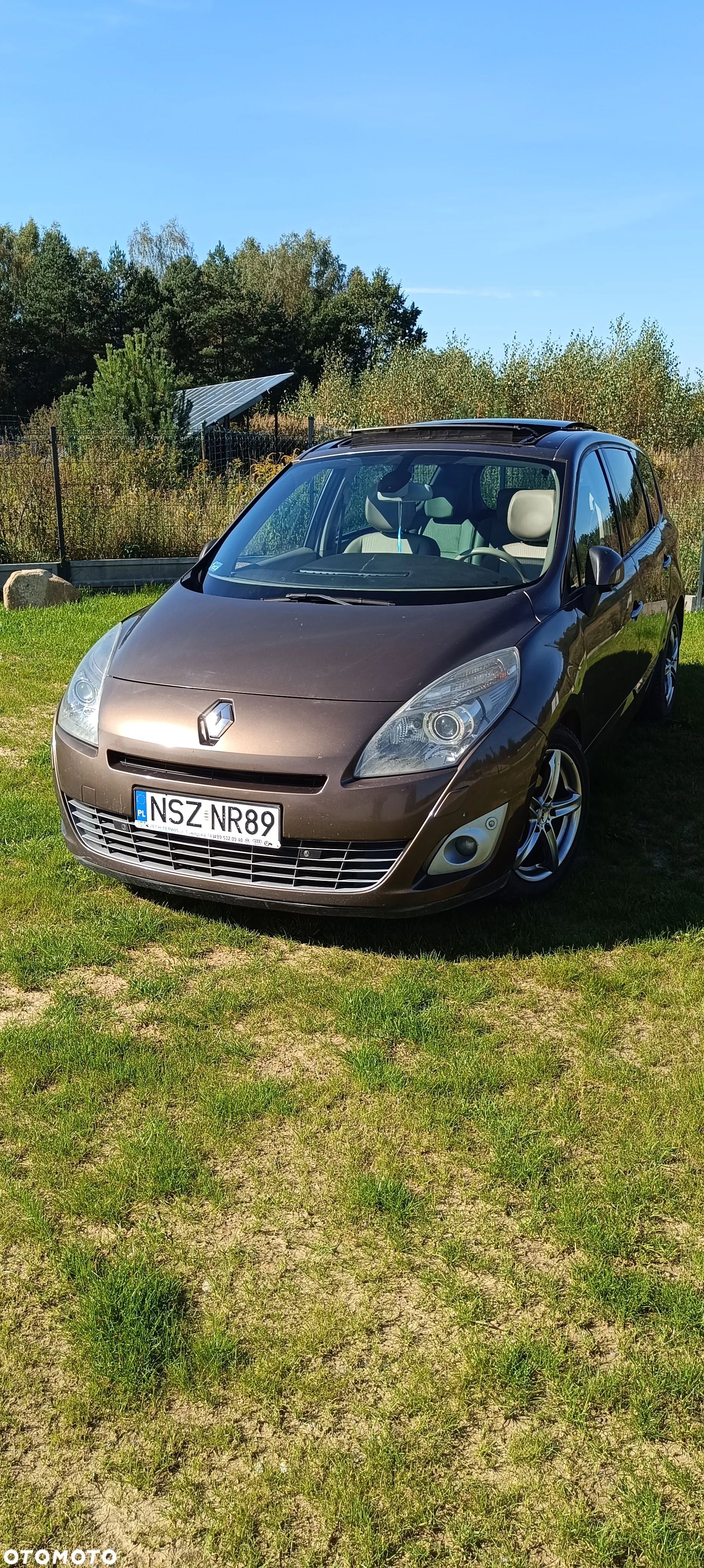 Renault Scenic - 1