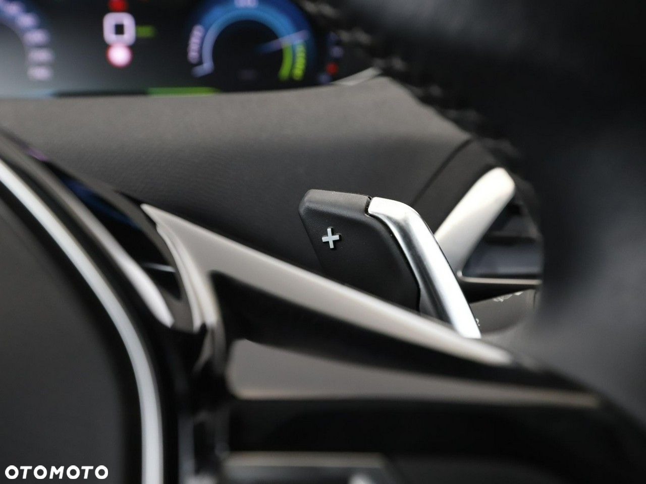 Peugeot 3008 1.6 PureTech Hybrid PHEV Allure S&S EAT8 - 31