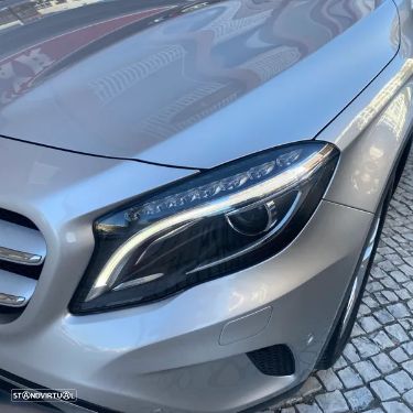 Mercedes-Benz GLA 180 d - 2