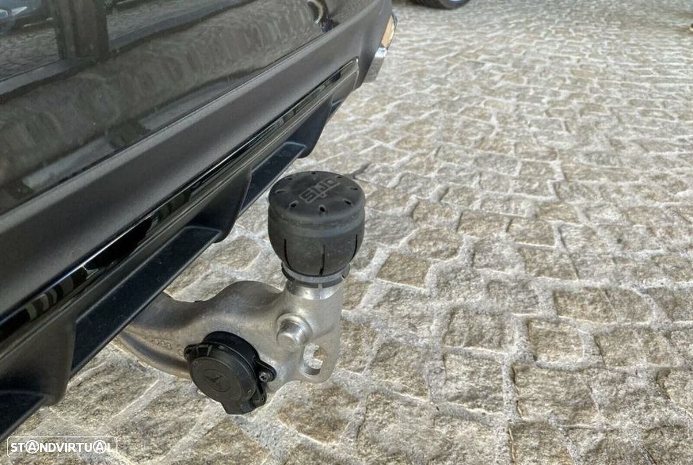 Mercedes-Benz E 300 de - 13