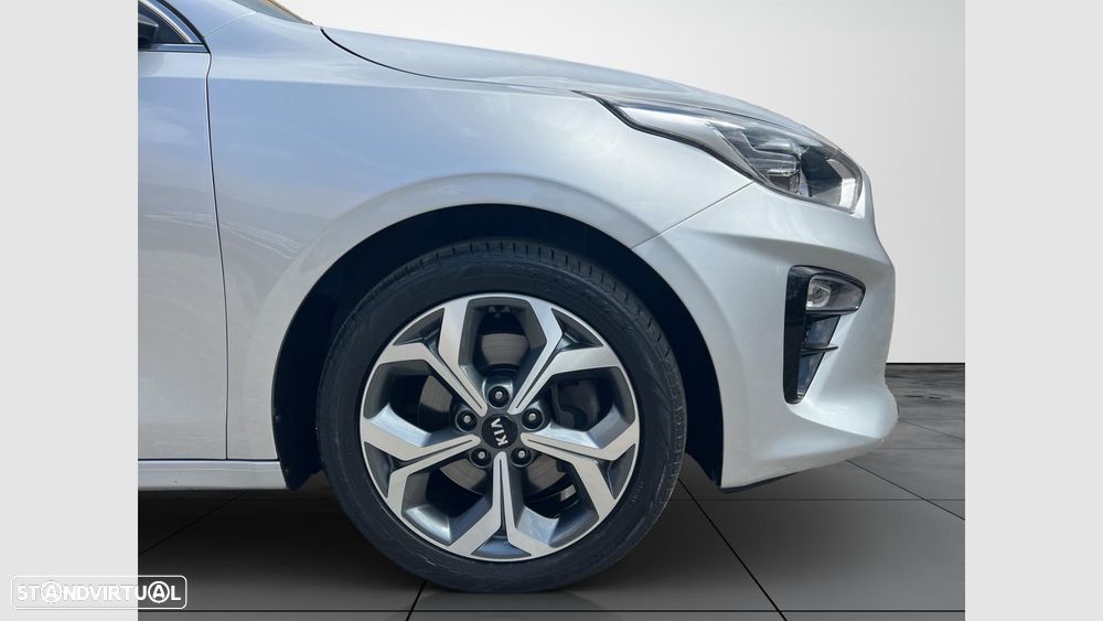 Kia Ceed 1.0 T-GDI Drive - 10