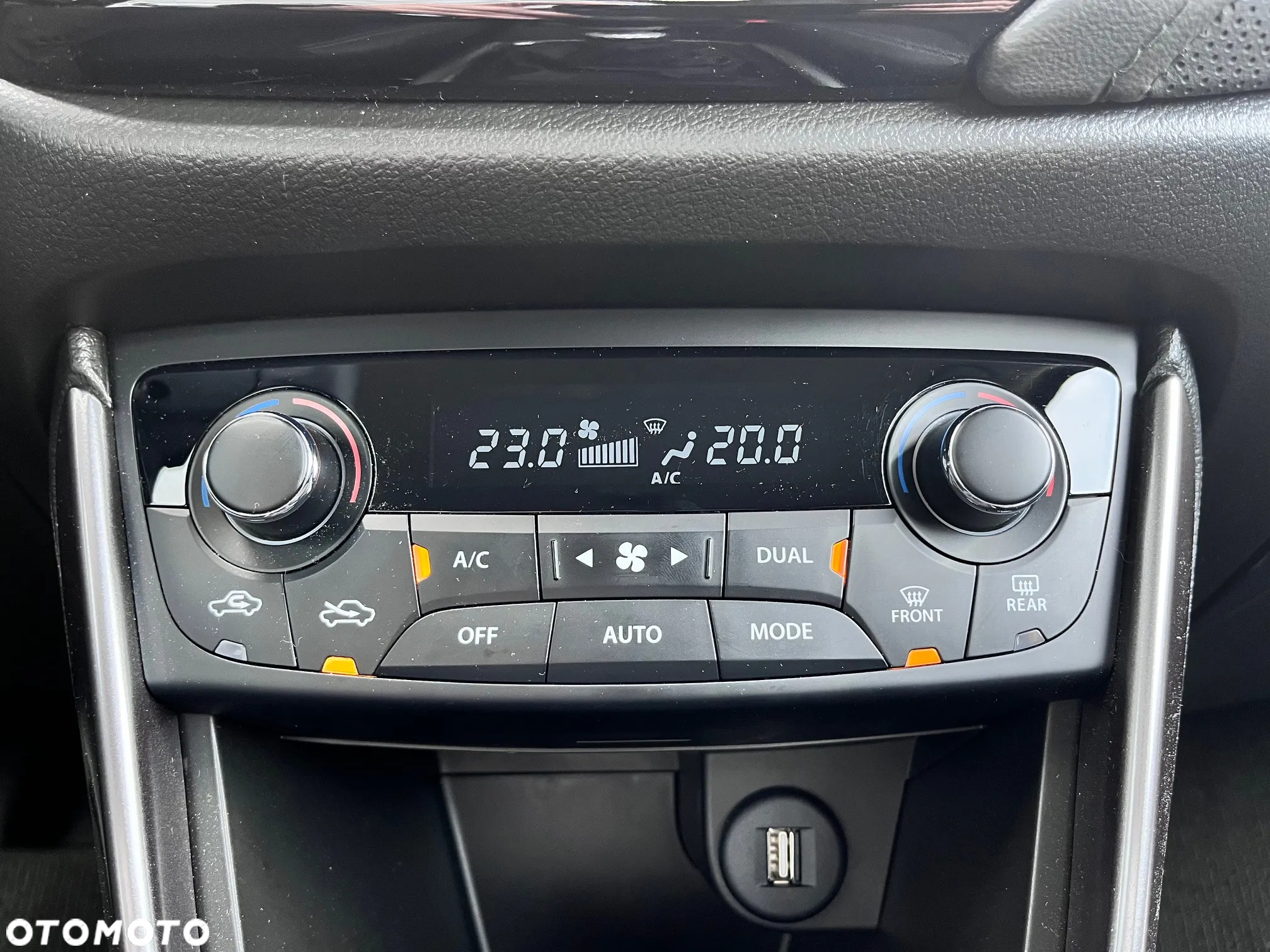 Suzuki SX4 S-Cross 1.4 SHVS Elegance SP - 32