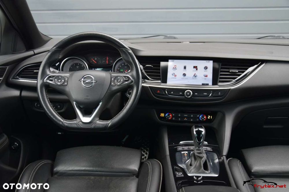 Opel Insignia - 34