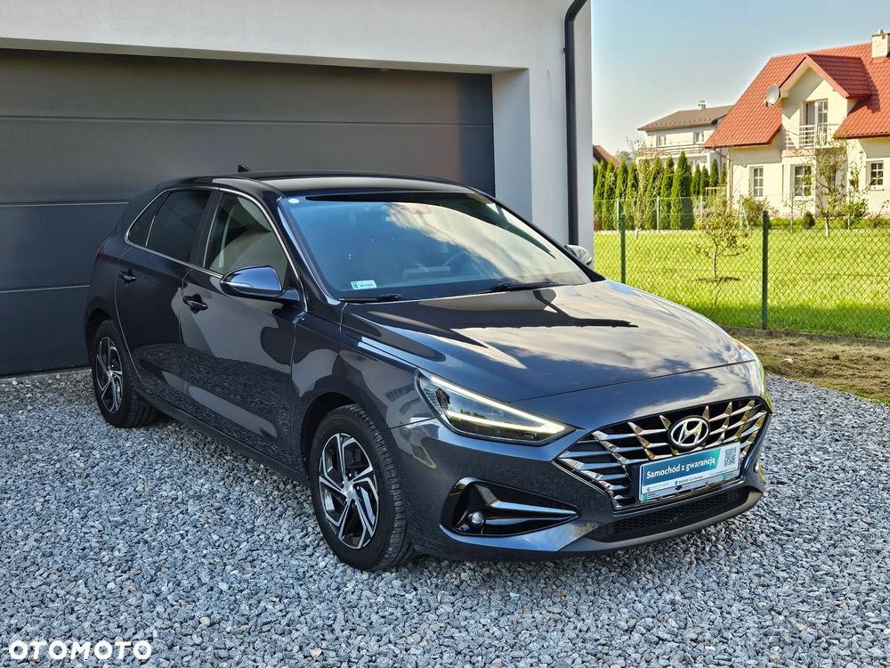 Hyundai i30 1.5 DPI Smart - 1