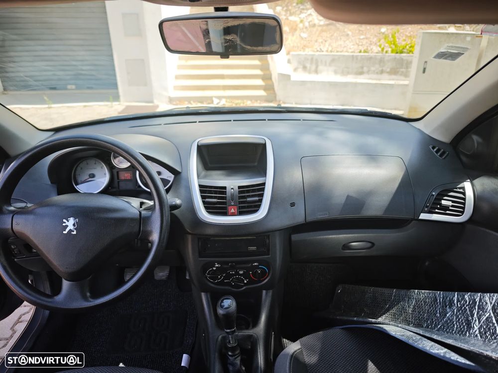 Peugeot 206+ 1.1 Urban - 6