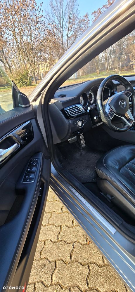 Mercedes-Benz CLS 500 4-Matic BlueEff - 14