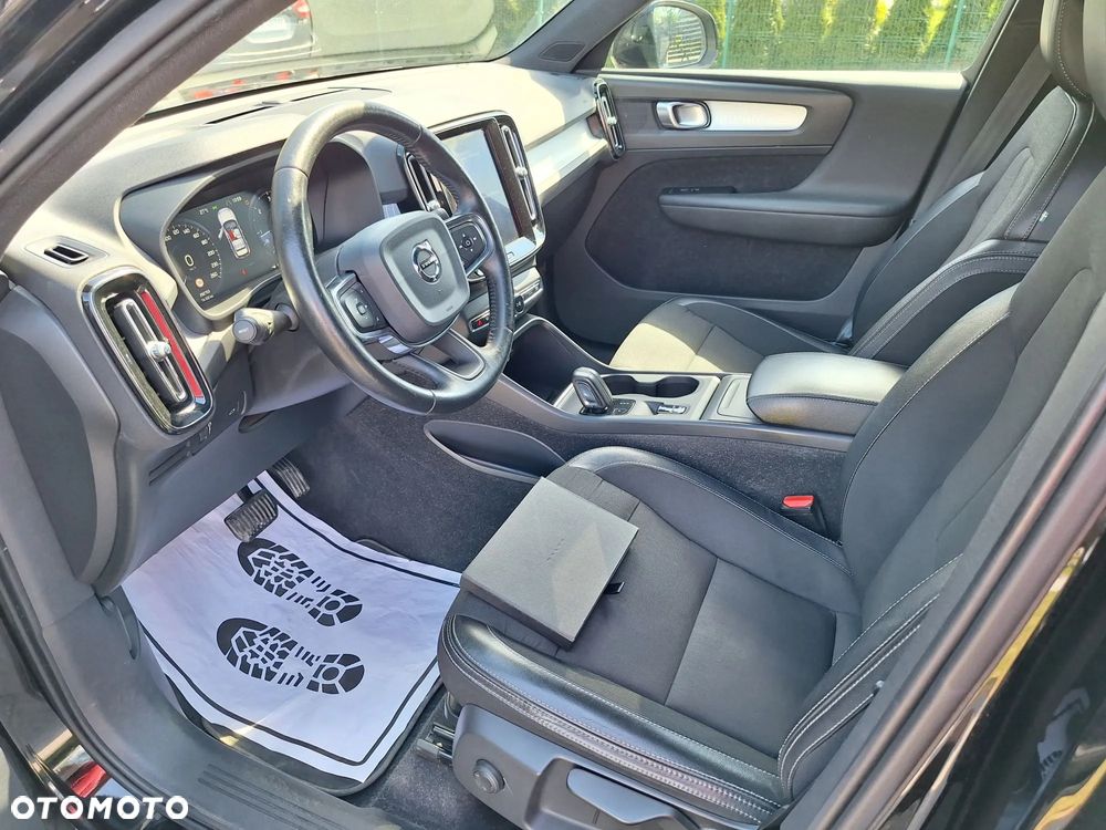 Volvo XC 40 D3 Momentum - 11