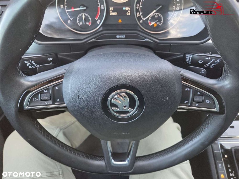 Skoda Superb - 19