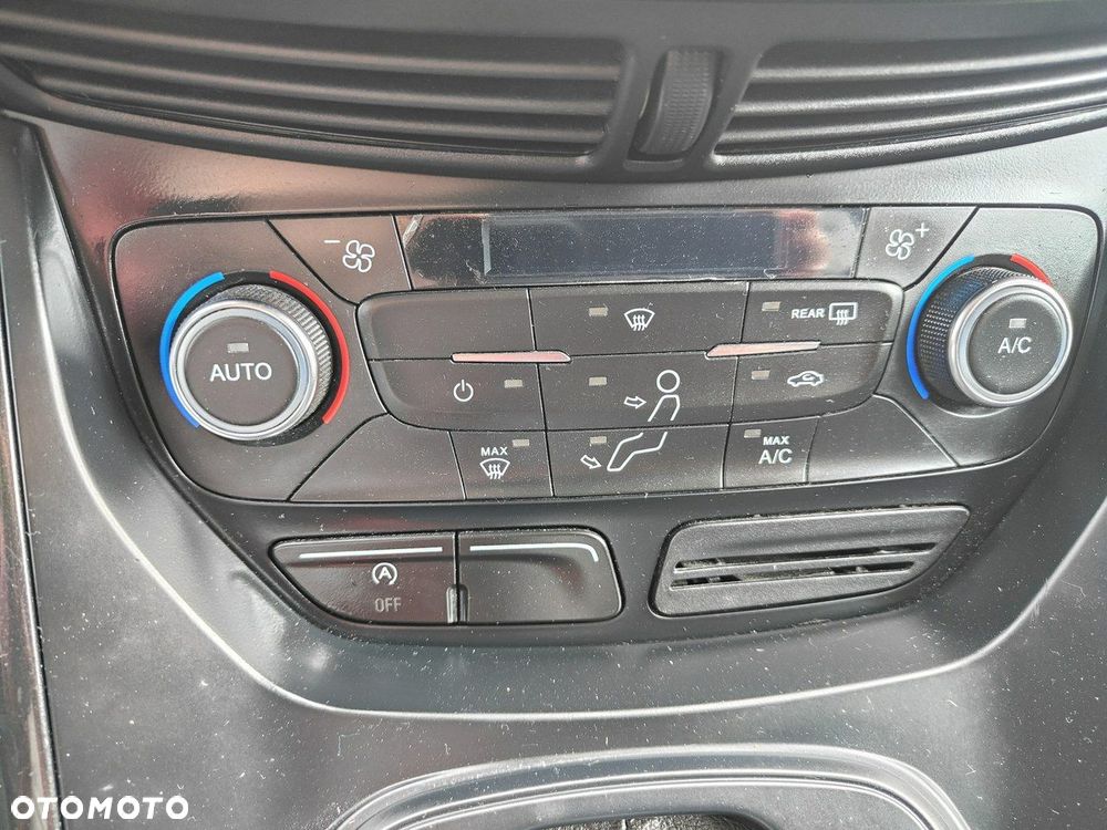 Ford Kuga 1.5 EcoBlue TITANIUM - 11