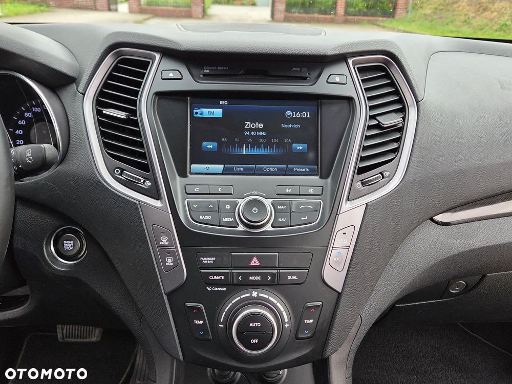Hyundai Santa Fe 2.2 CRDi 4WD CPF Automatik Premium - 30
