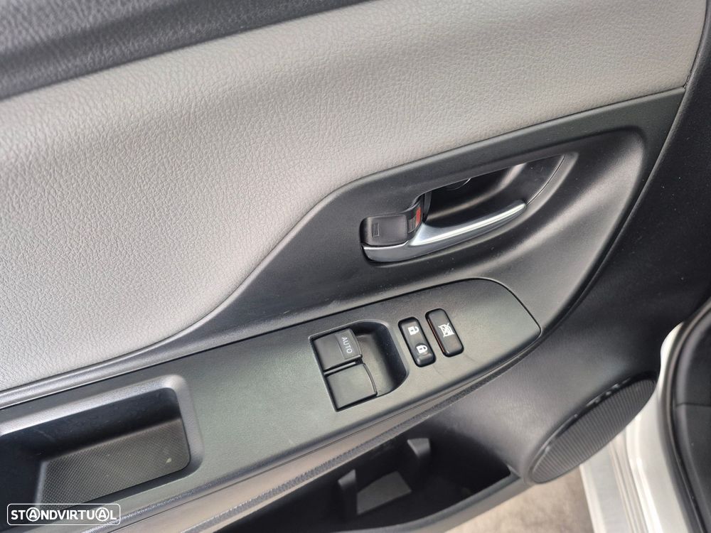 Toyota Yaris 1.0 VVT-i Comfort - 9