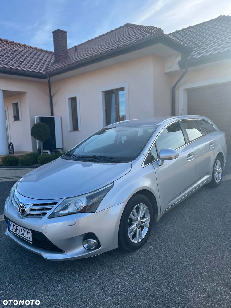 Toyota Avensis 2.0 D-4D Sol - 1