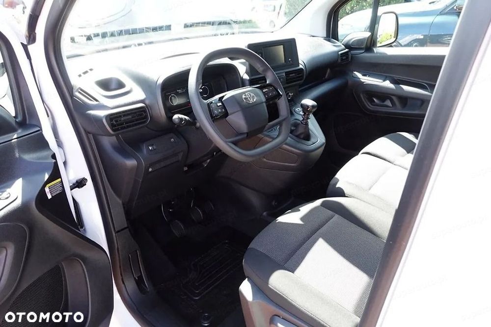 Toyota Proace City Verso - 11