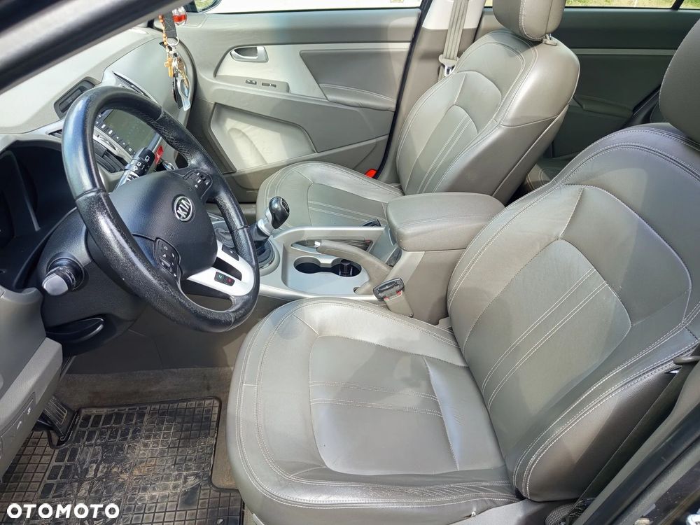 Kia Sportage 1.7 CRDI L 2WD - 11