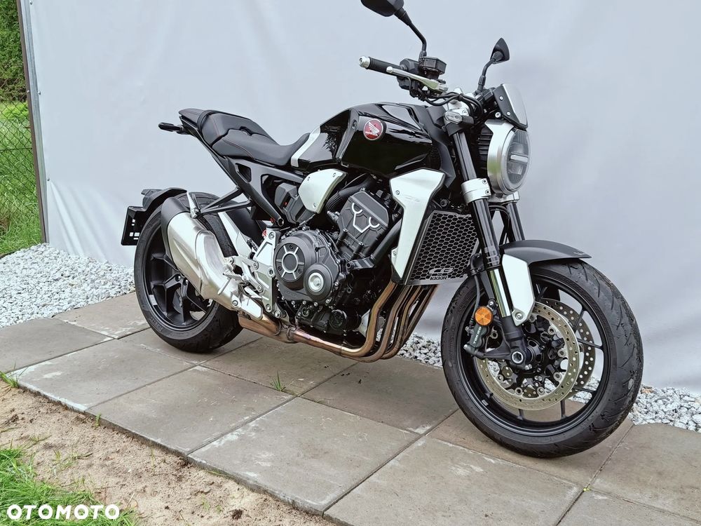 Honda CB - 25