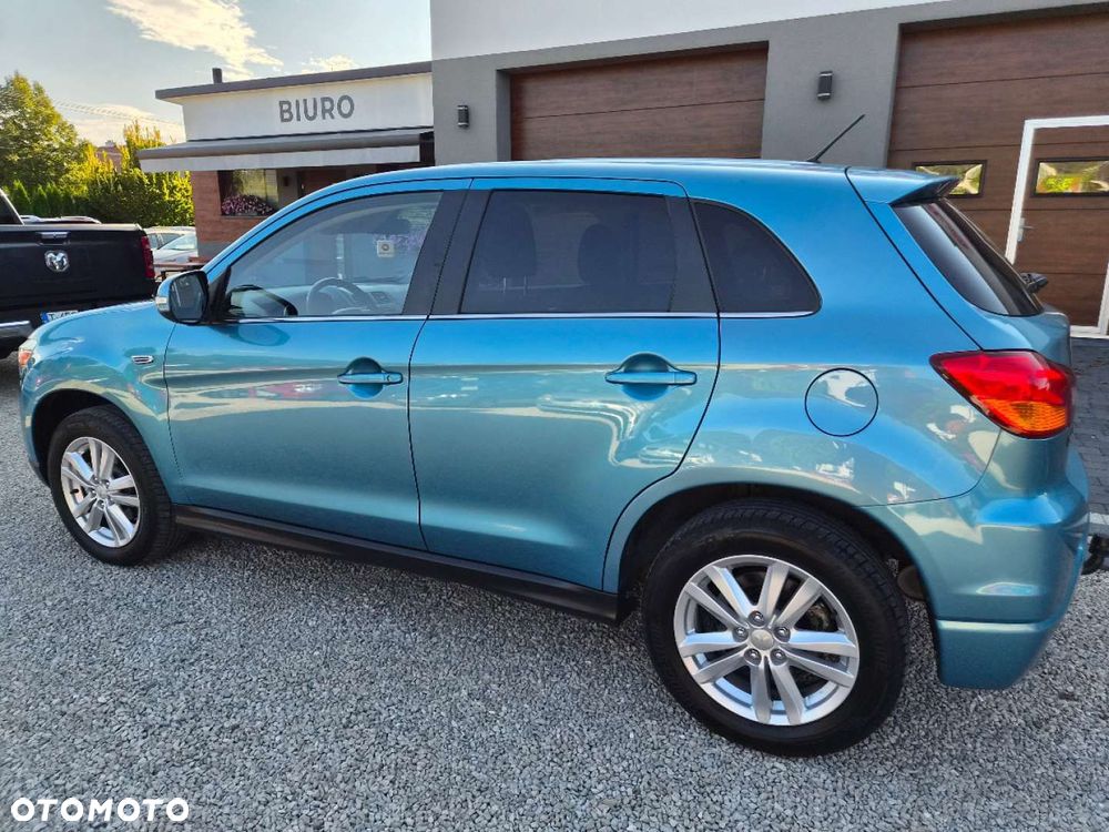 Mitsubishi ASX - 5
