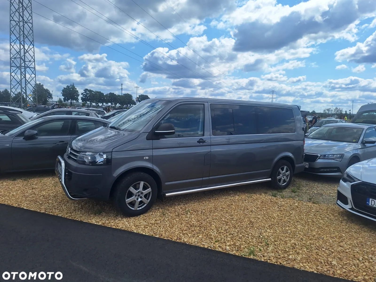 Volkswagen Transporter - 1