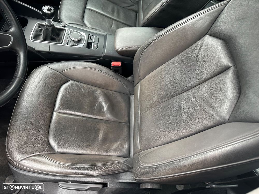 Audi A3 Sportback 1.6 TDI ultra Attraction - 11