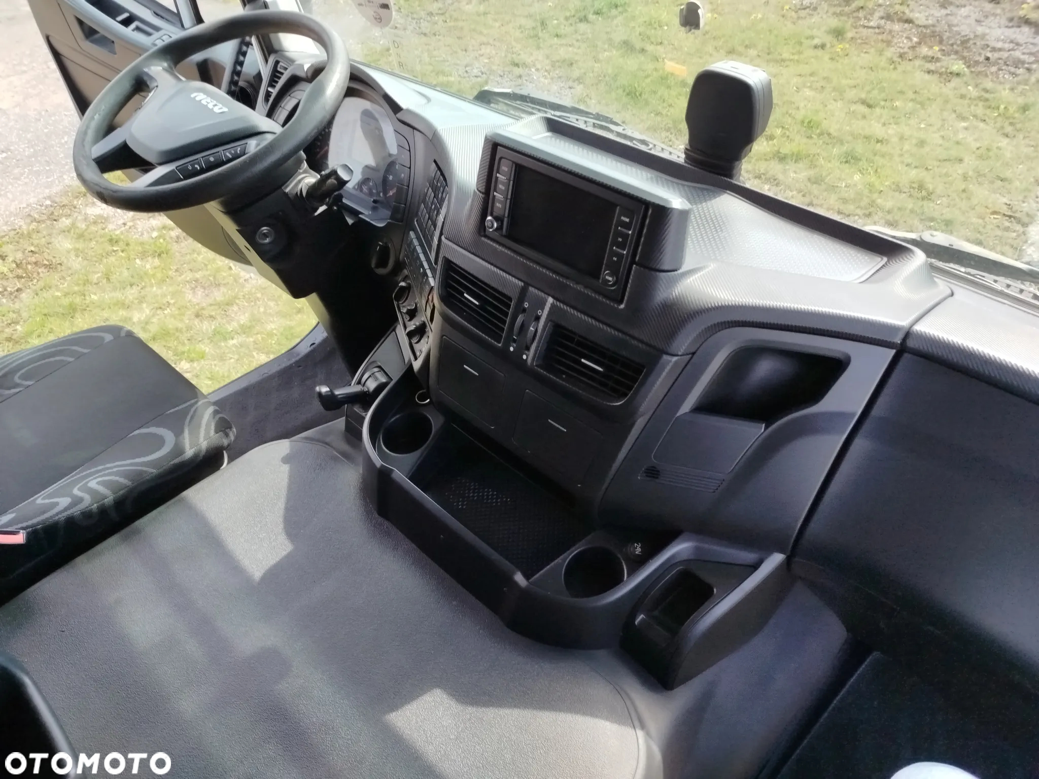 Iveco Stralis AT + ROLFO PEGASUS C171 - 25