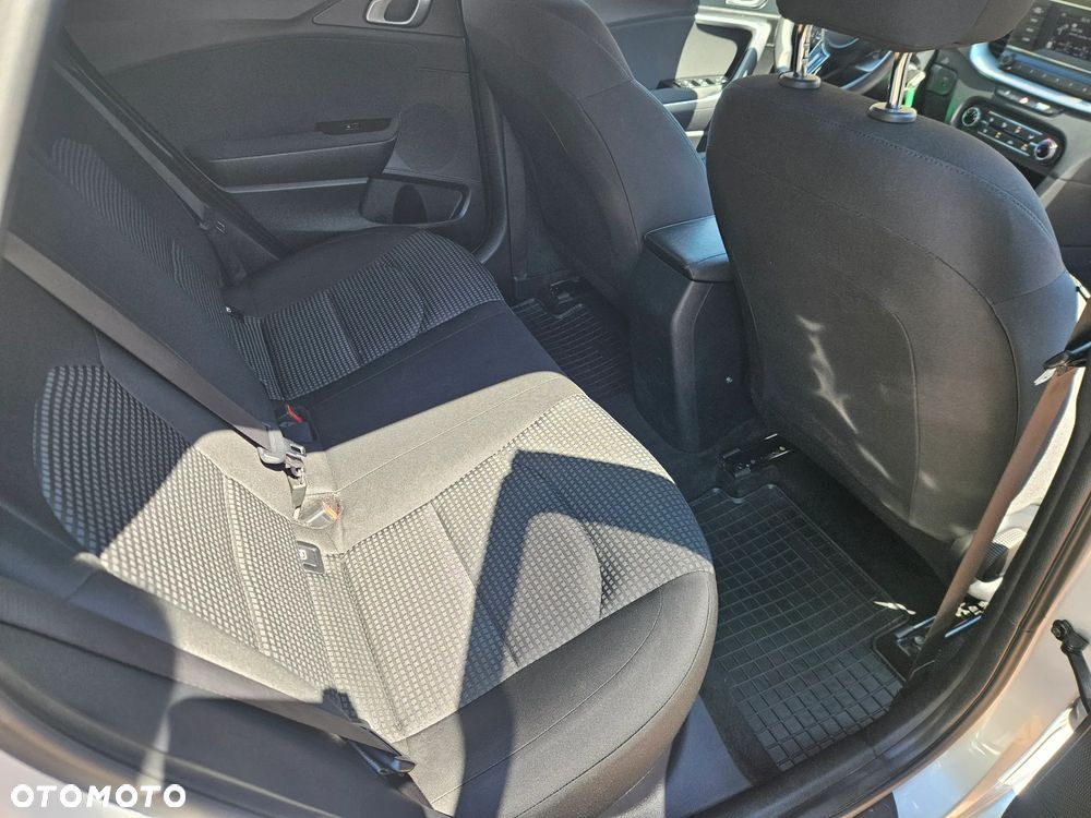 Kia Ceed - 15