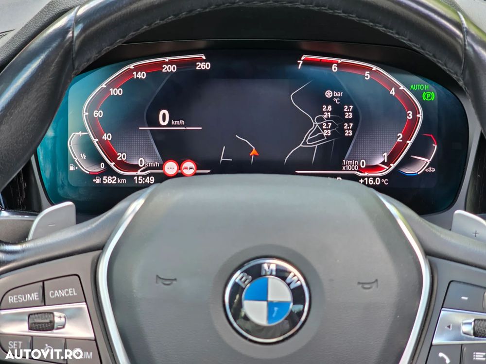 BMW Seria 3 330i Aut. Sport Line - 11