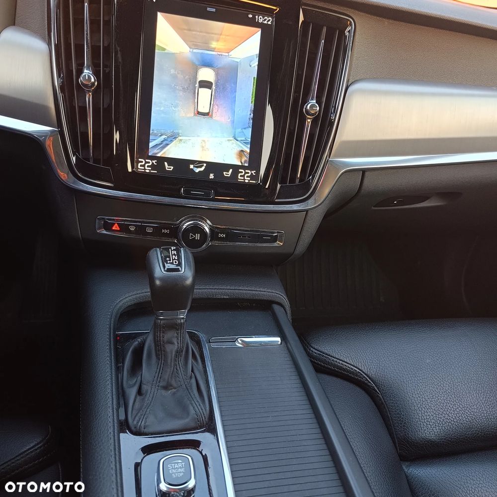 Volvo V90 D4 Geartronic Momentum Pro - 15