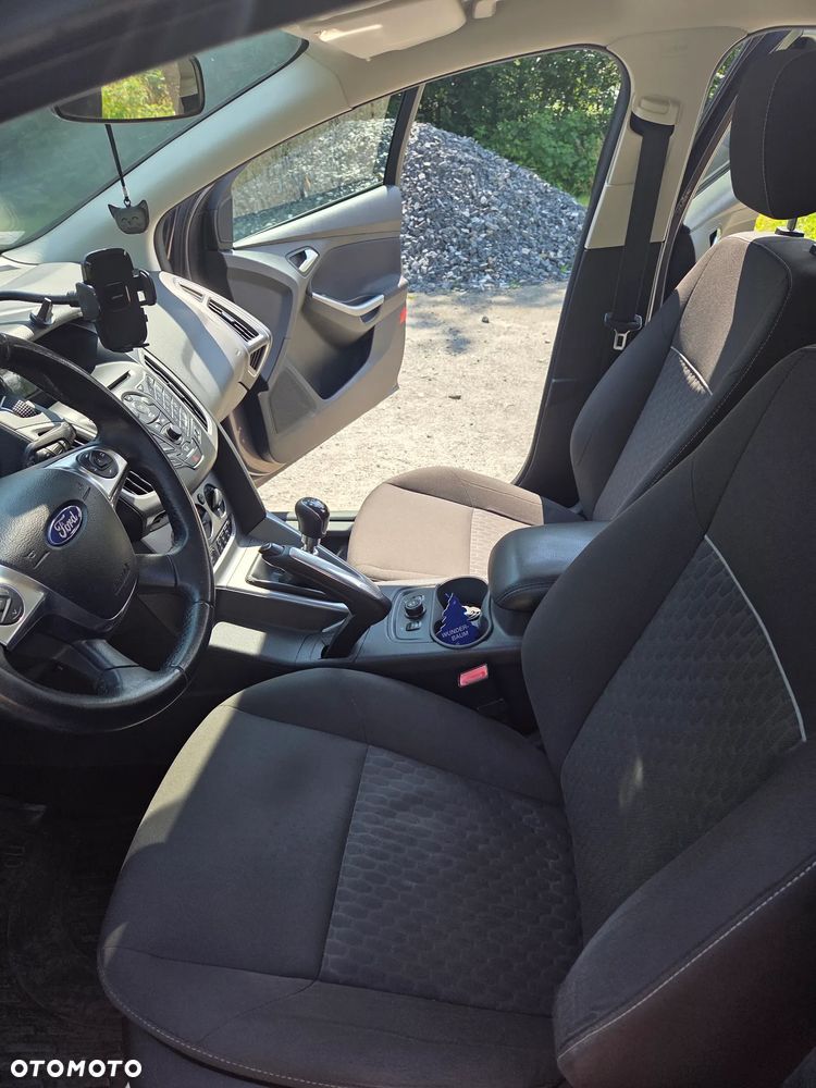 Ford Focus - 16
