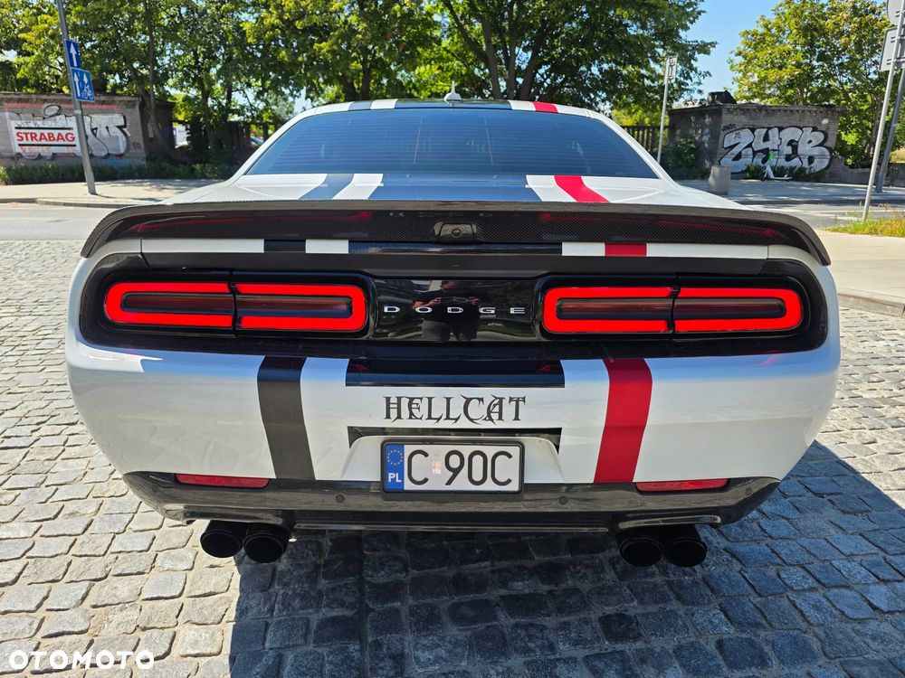 Dodge Challenger 6.2 Hellcat Widebody - 24
