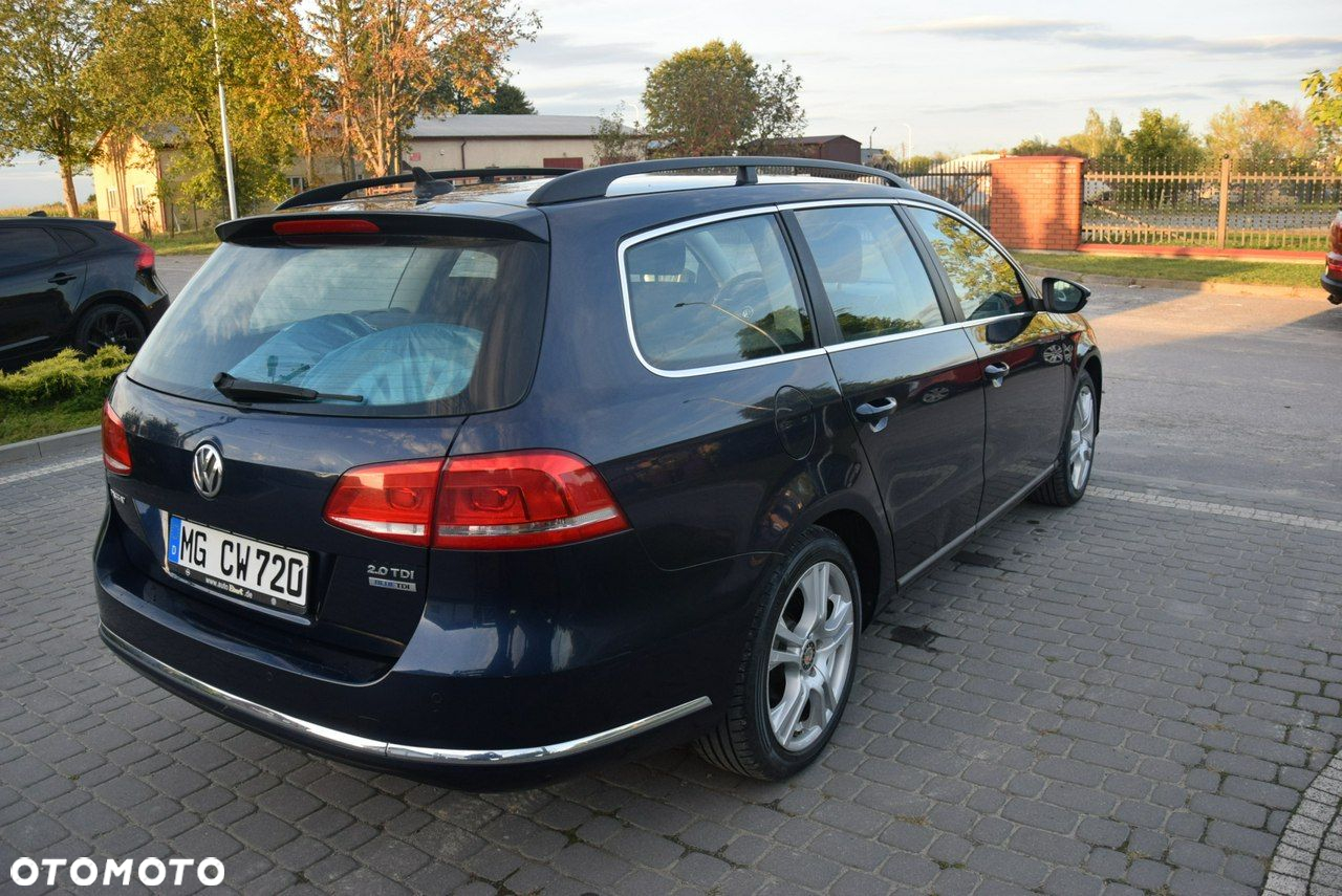 Volkswagen Passat Variant 2.0 Blue TDI SCR Comfortline - 9