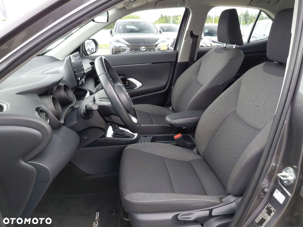 Toyota Yaris Cross Hybrid 1.5 Comfort - 15