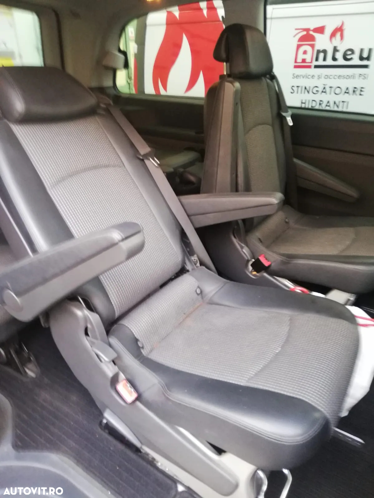 Mercedes-Benz Viano 3.0 CDI Compact Aut. Ambient - 4