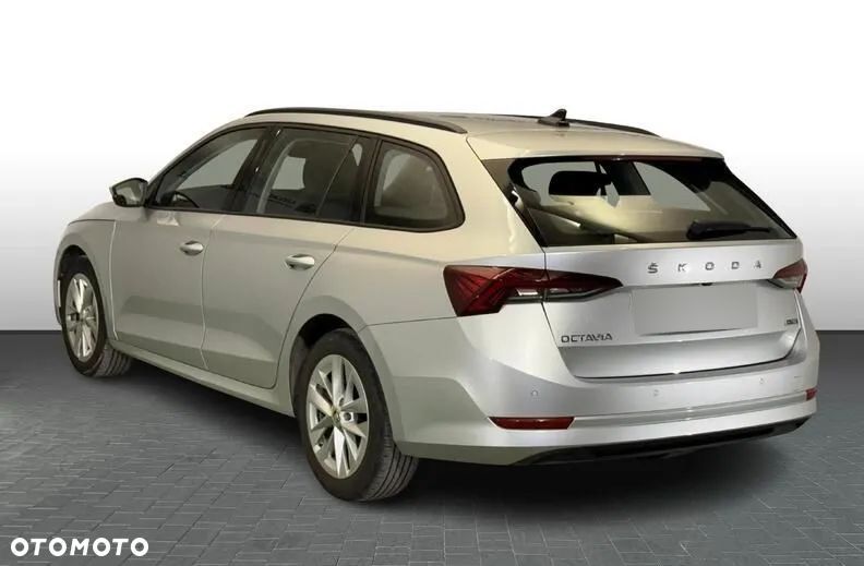 Skoda Octavia - 4