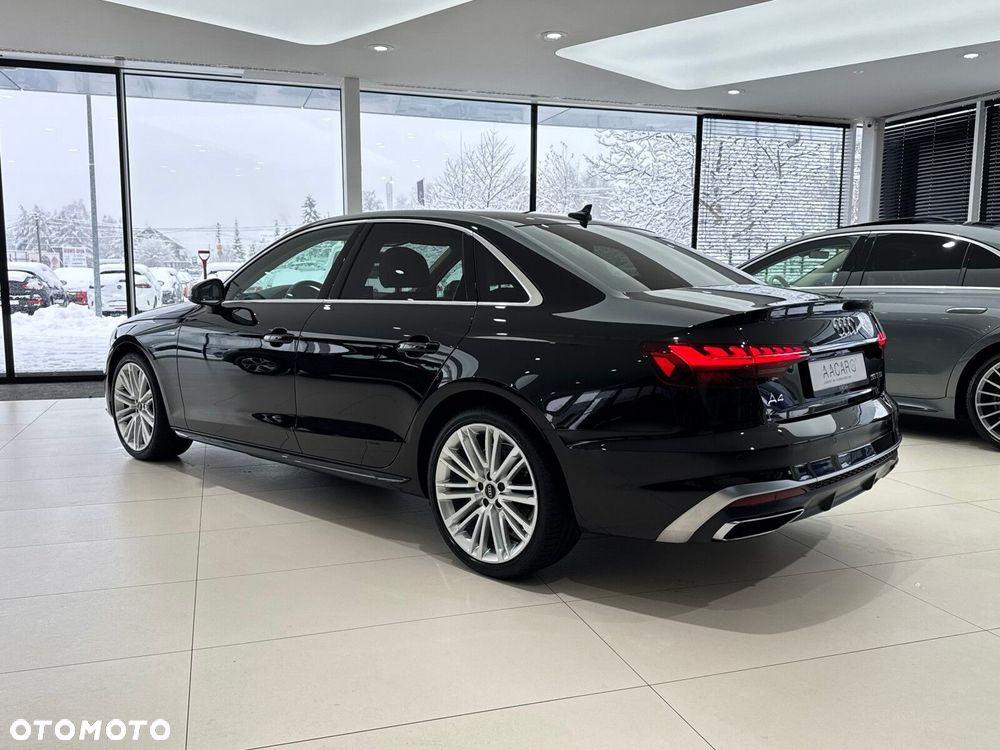 Audi A4 Limousine - 3