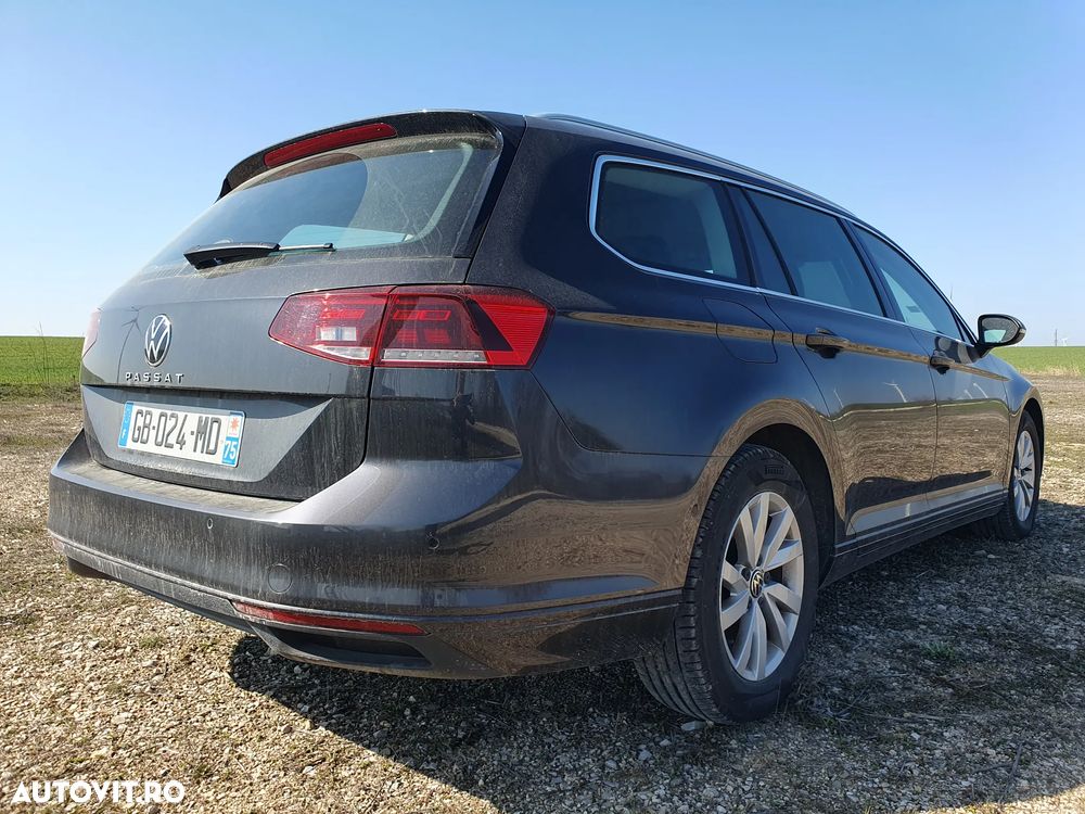 Volkswagen Passat 2.0 TDI SCR DSG Business - 20