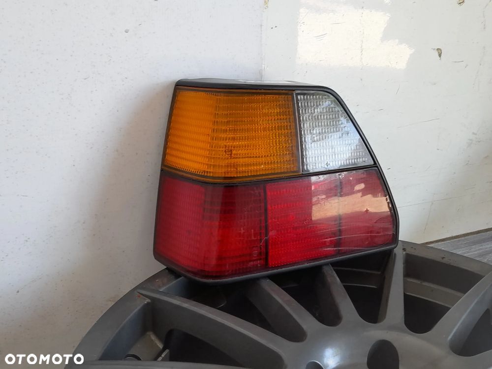 Lampa lewy tył Volkswagen Golf 2 Hella 191945257 - 2