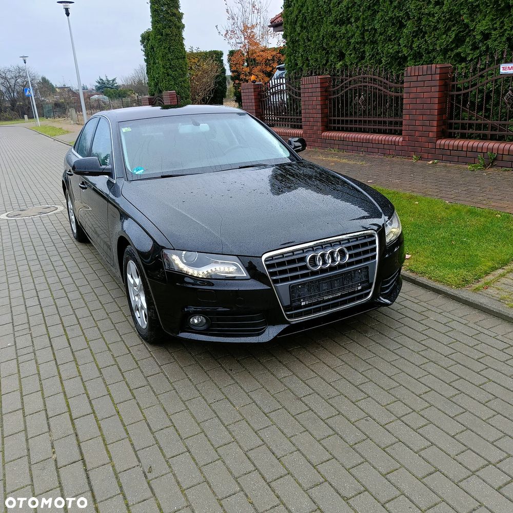 Audi A4 Limousine - 2