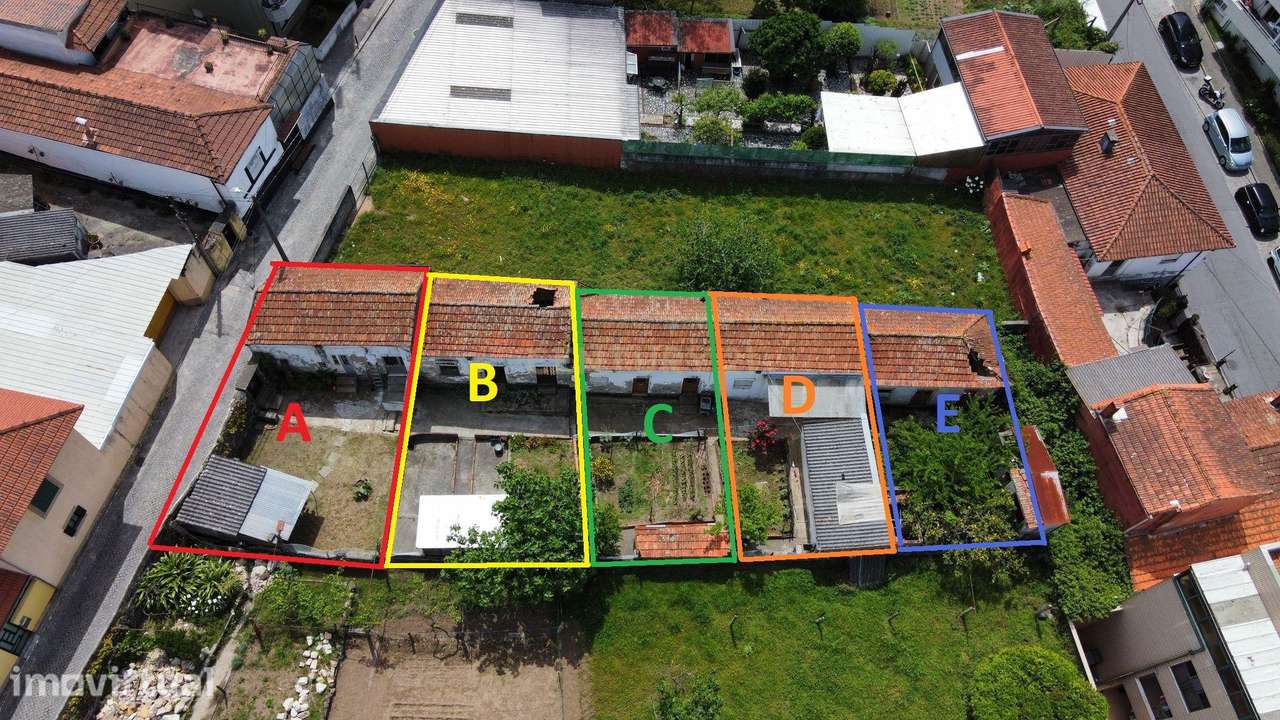 Moradia T1 para Reabilitação com Jardim | Oliveira do Douro - Grande imagem: 2/10