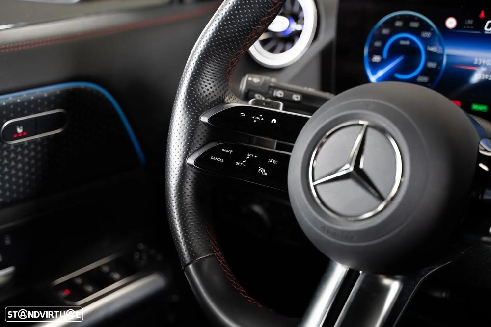 Mercedes-Benz EQA - 17