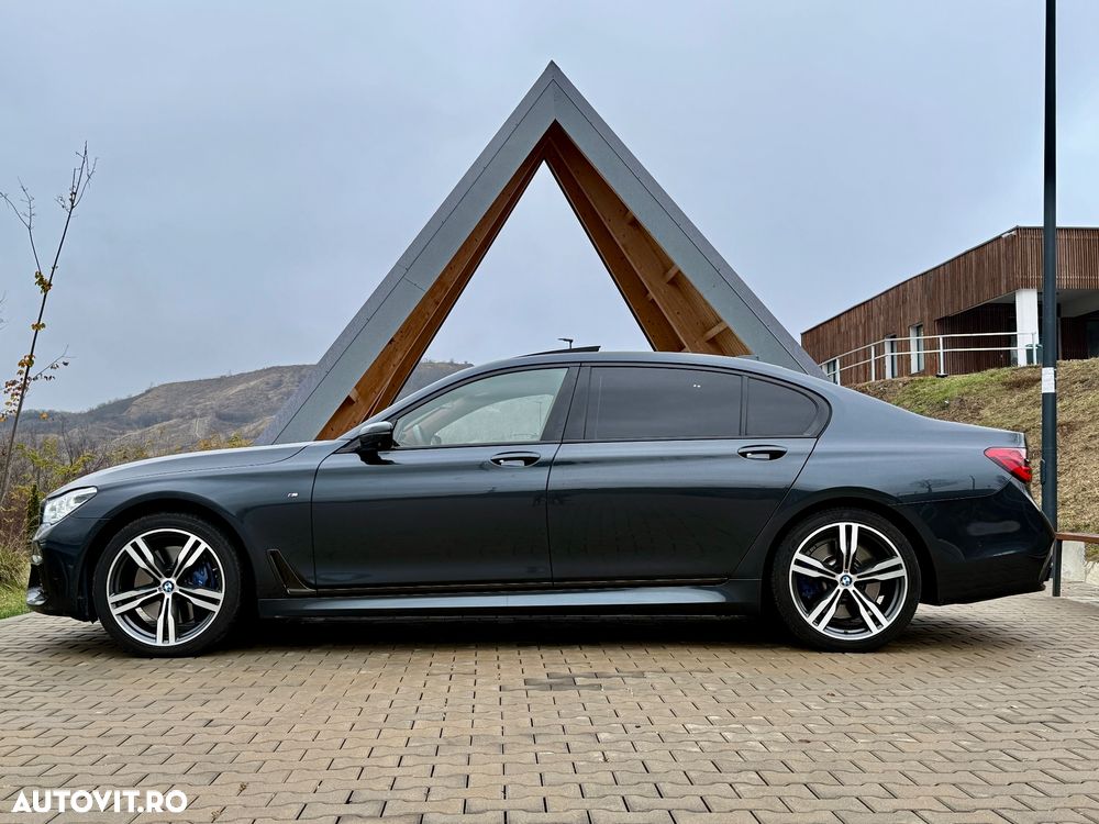 BMW Seria 7 750Li xDrive - 8