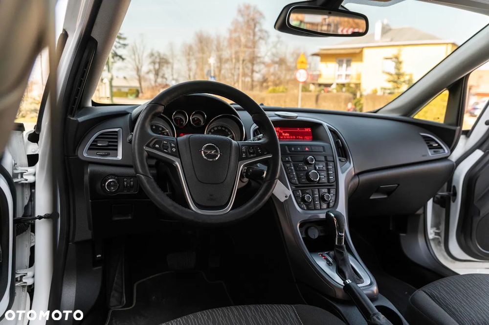 Opel Astra 1.4 Turbo Automatik Cosmo - 24