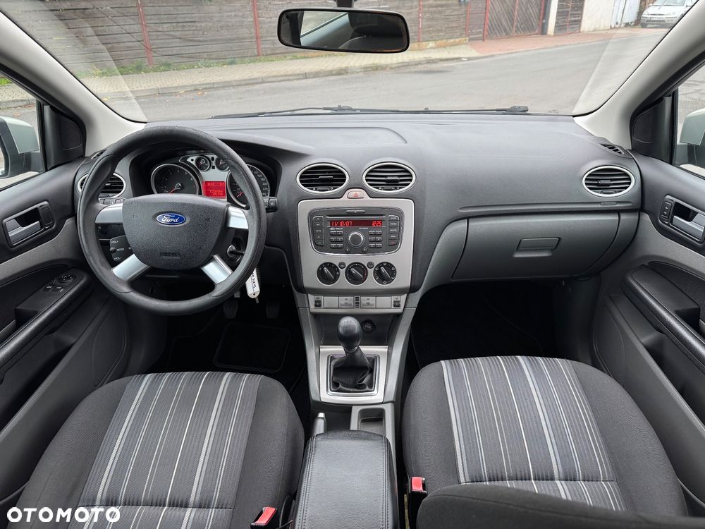 Ford Focus - 21