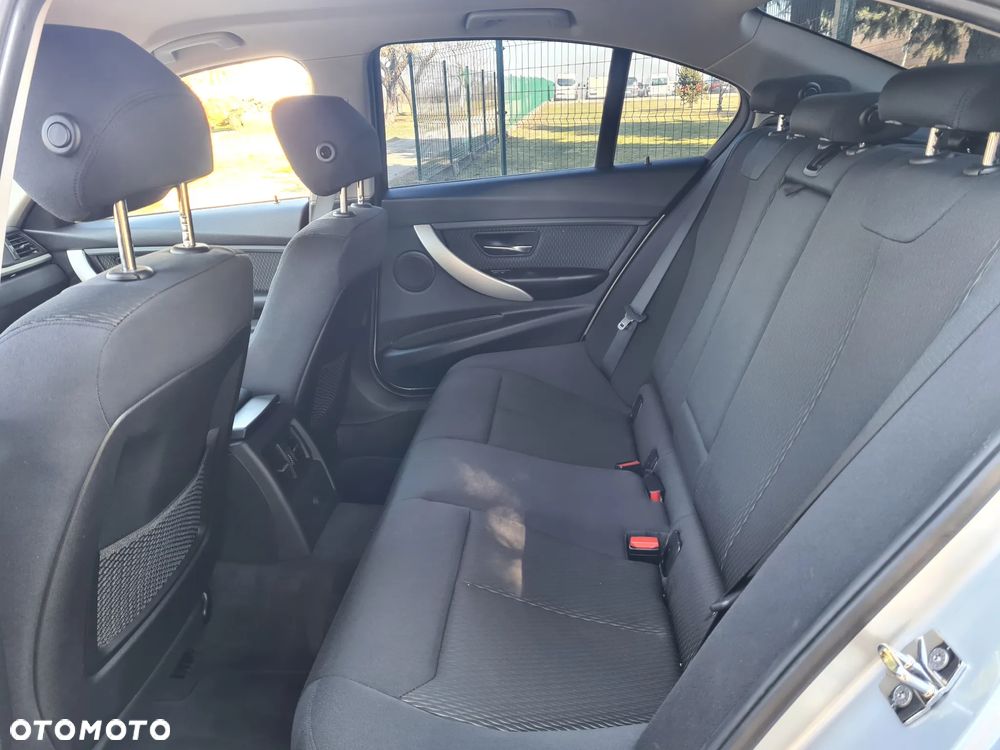 BMW Seria 3 - 6