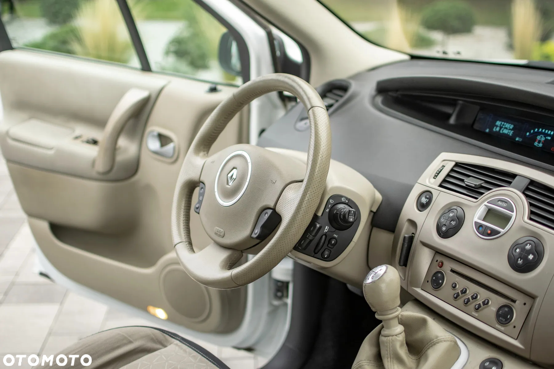 Renault Scenic - 5