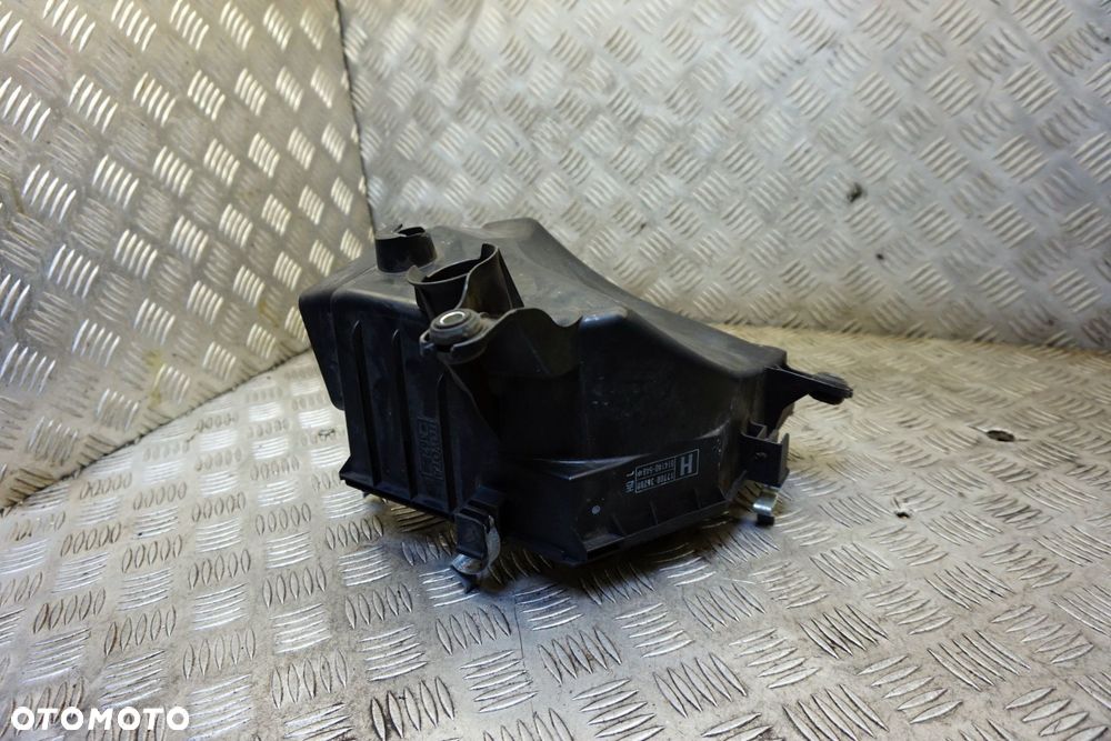 OBUDOWA FILTRA POWIETRZA IS III E3 2.5 16V HYB 17700-36280 LEXUS 2013-2017 - 3