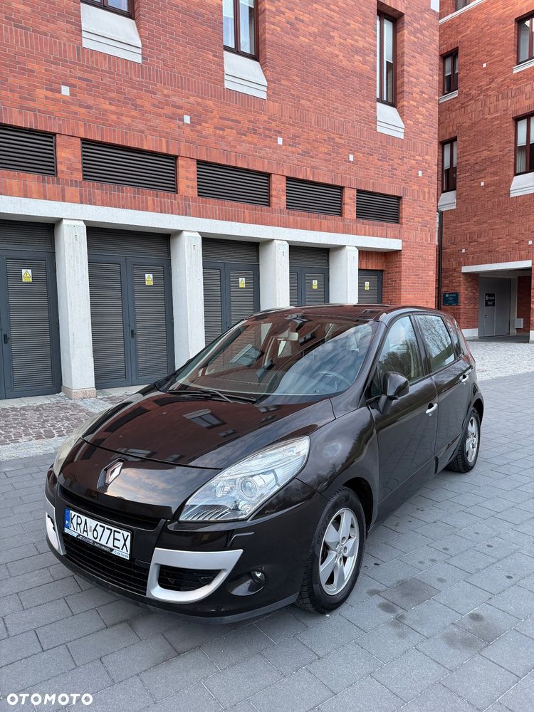 Renault Scenic 2.0 16V 140 CVT Bose Edition - 5