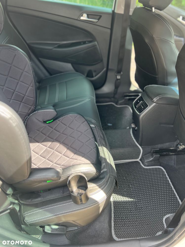 Hyundai Tucson 1.6 CRDi Style 2WD - 28