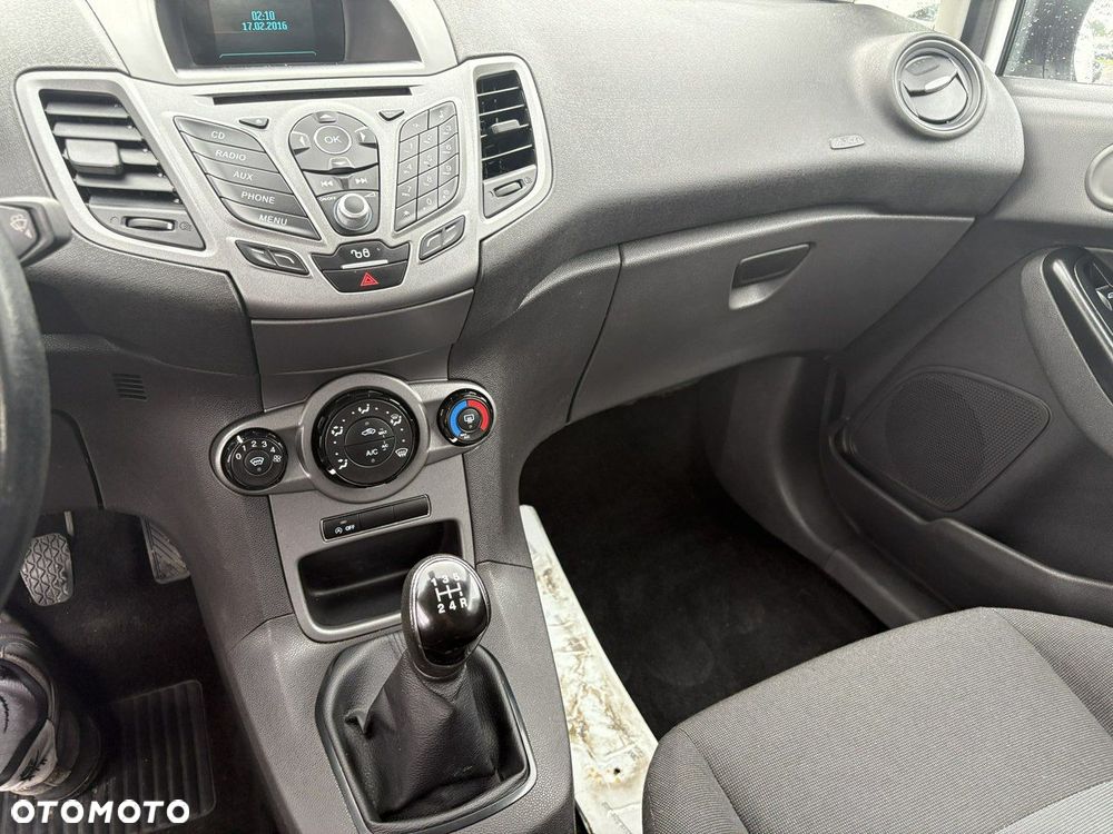 Ford Fiesta - 8