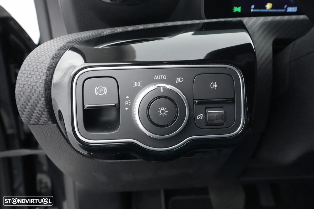 Mercedes-Benz CLA 180 d Progressive Aut. - 19